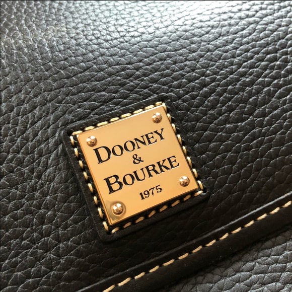 Dooney & Bourke Sadlebag - Picture 4 of 4